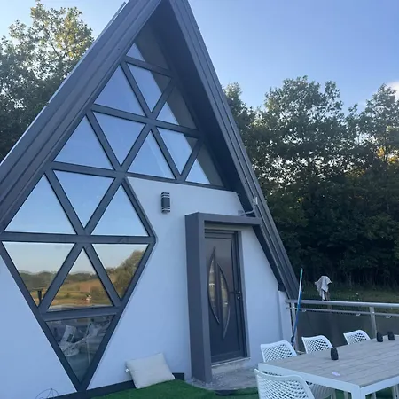 Holiday home 1001 Noc Cazin - Oaza Prirode I Odmora *